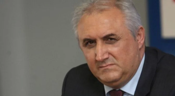 Мехмед Дикме: Предстои сблъсък между Борисов и Пеевски