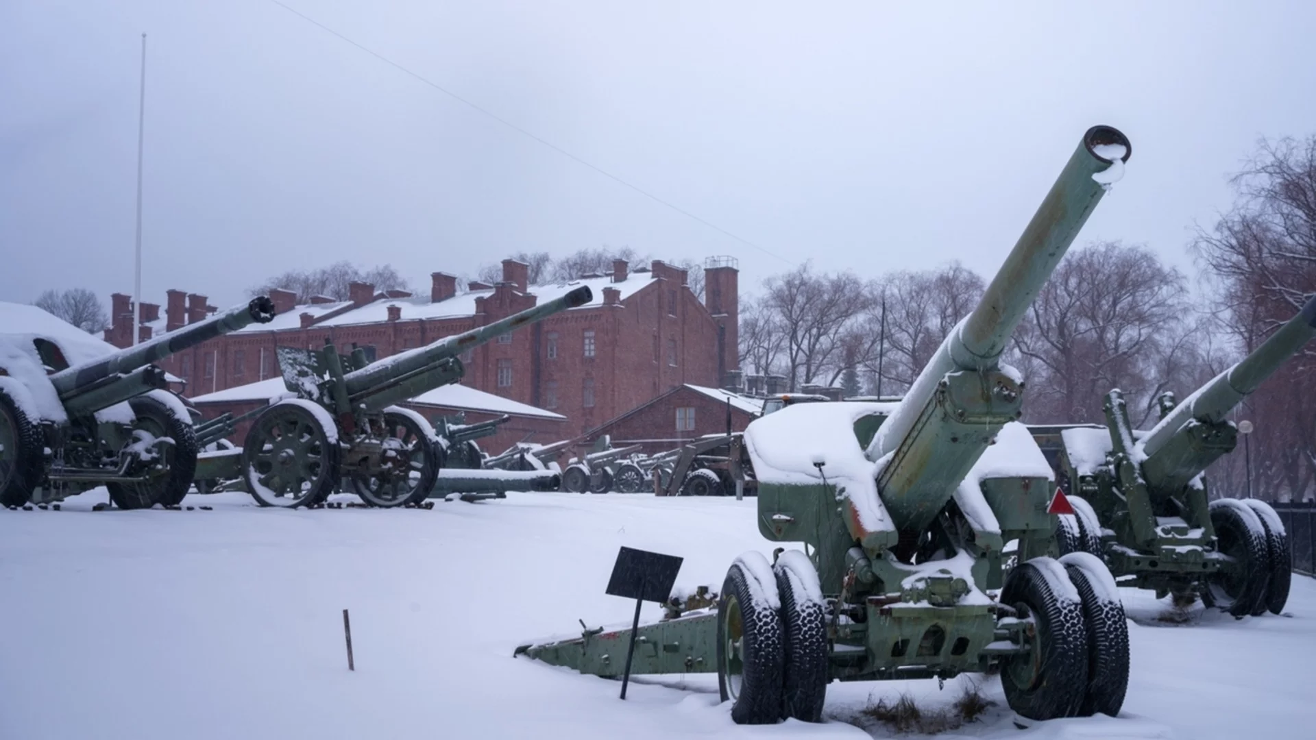 Финландия кани на среща България и другите страни от източния фланг на НАТО заради заплахата Русия (ВИДЕО)