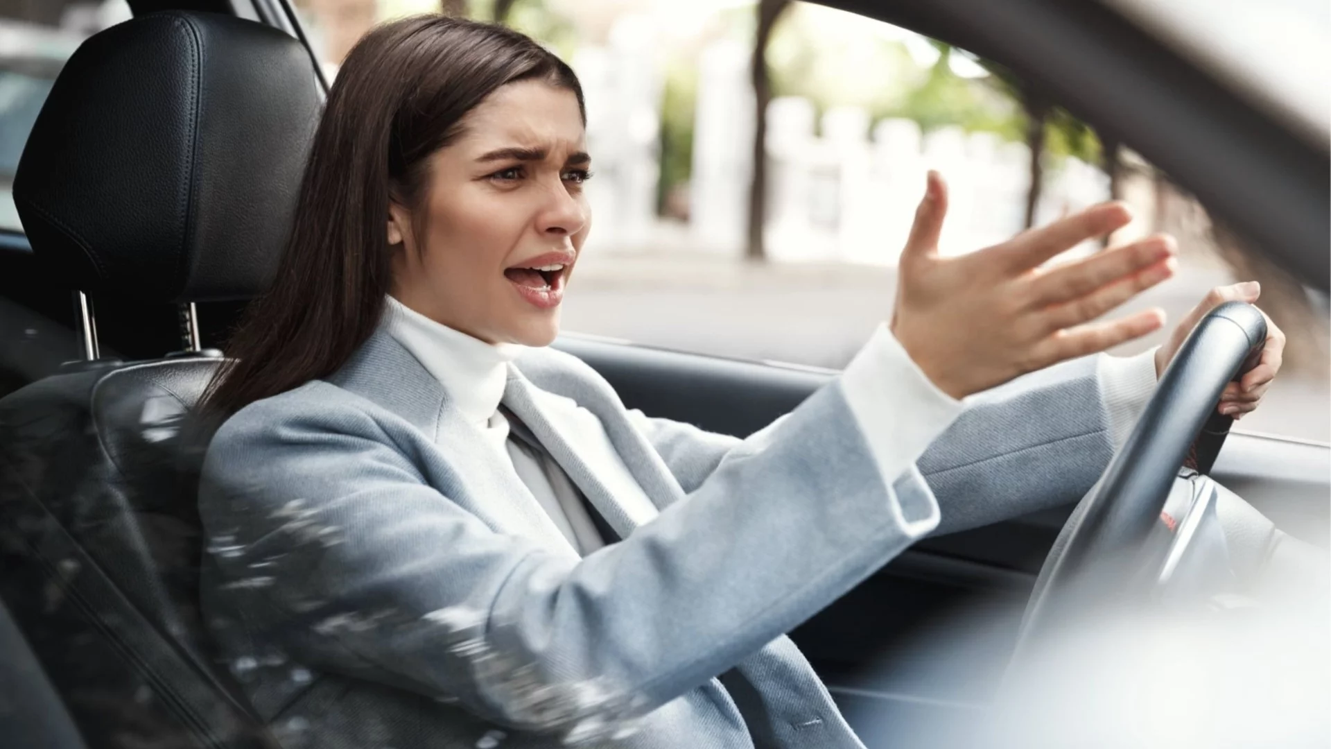 Блогъри бяха осъдени в Китай за критики срещу местните автомобили