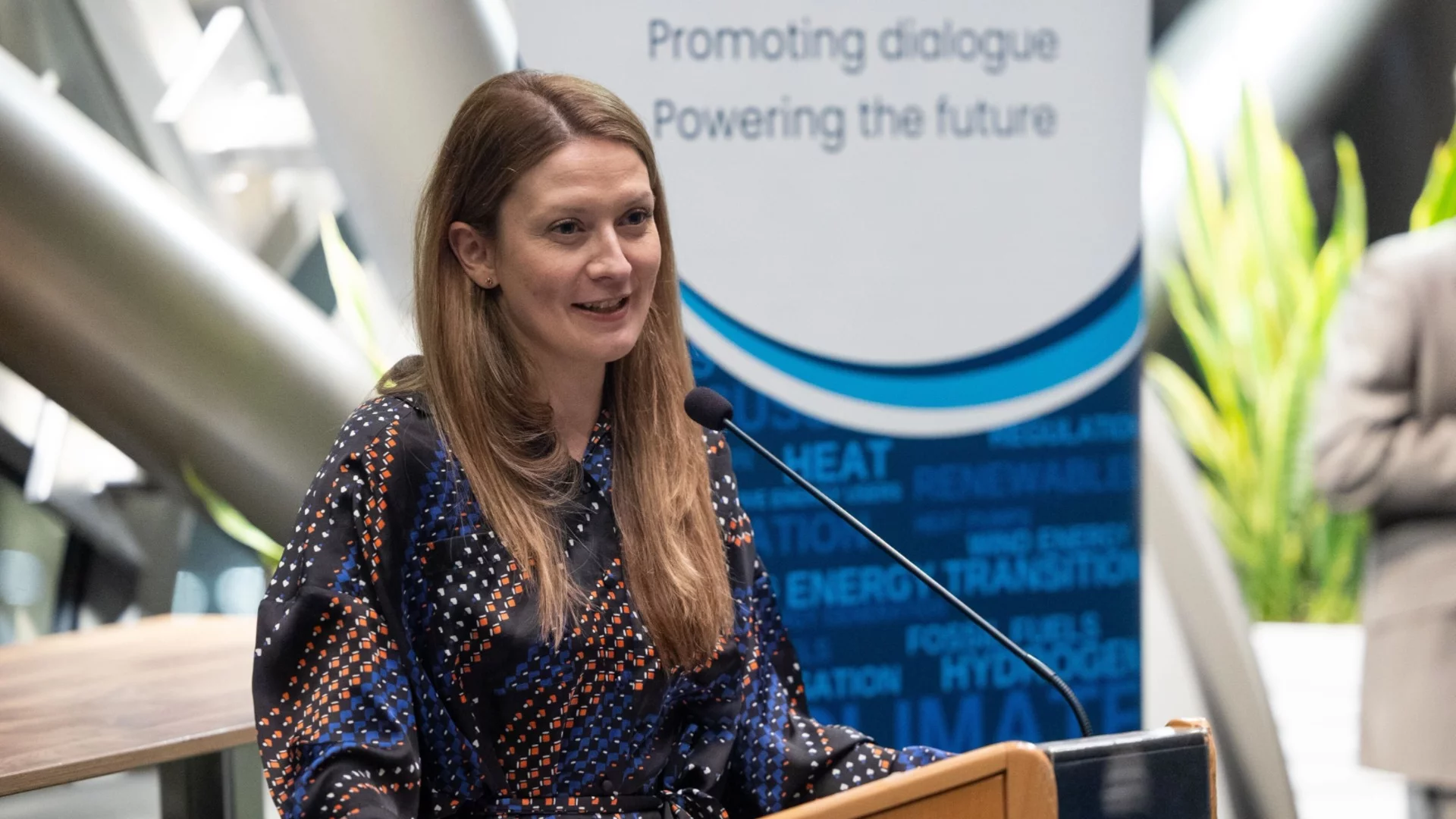 Европейският енергиен форум, ръководен от Цветелина Пенкова, отбеляза 30 г. като водеща платформа на ЕС