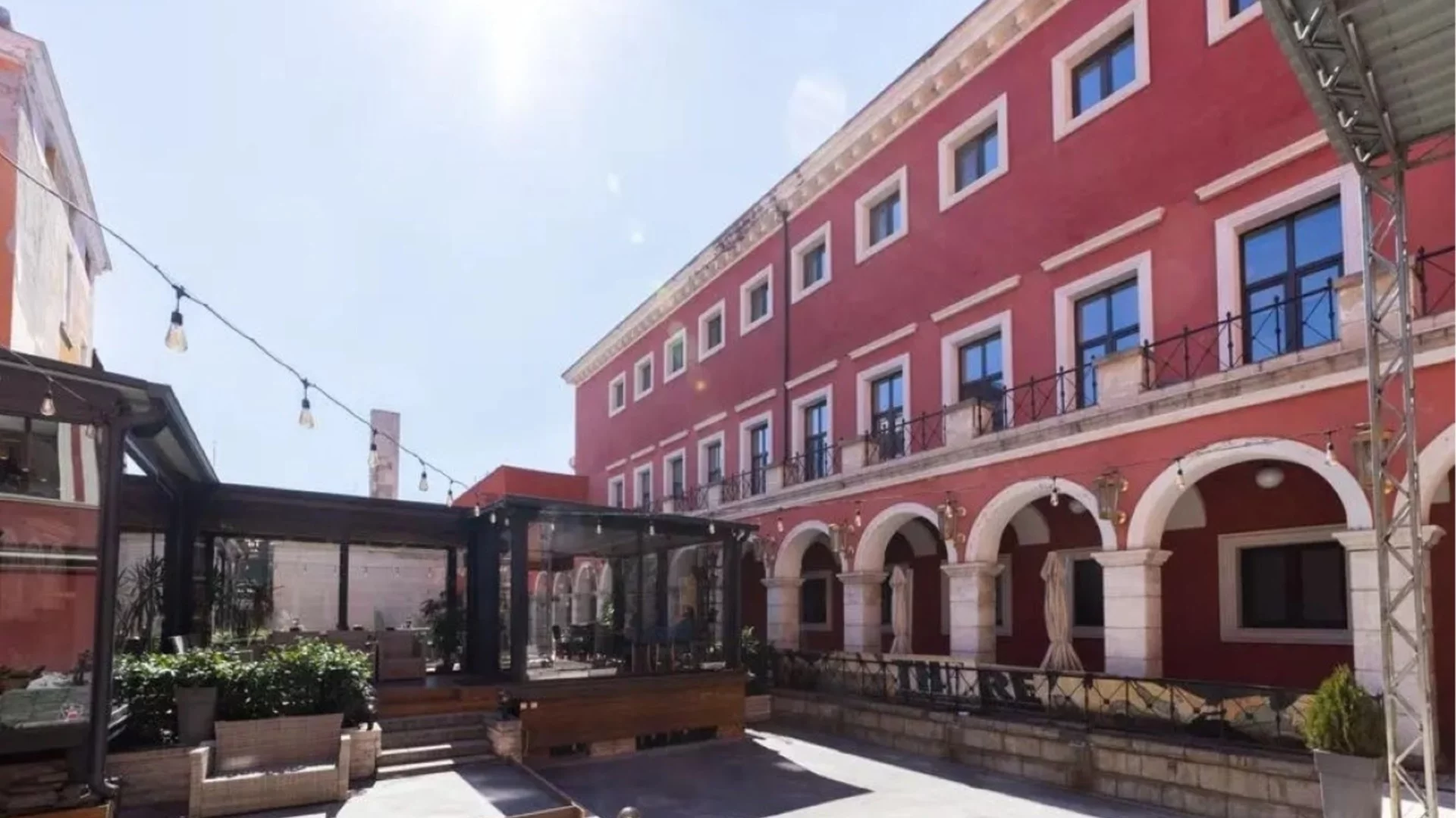 Международно признание: Драматичен театър-Пловдив с отличие за принос в изкуството