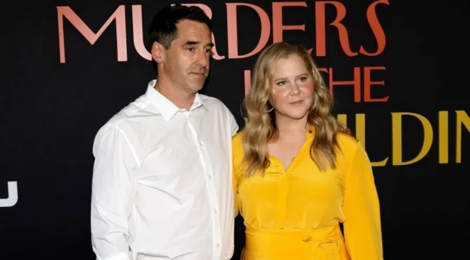 Ейми Шумър се разведе със съпруга си след 7 години брак, но любовта остава (СНИМКА)