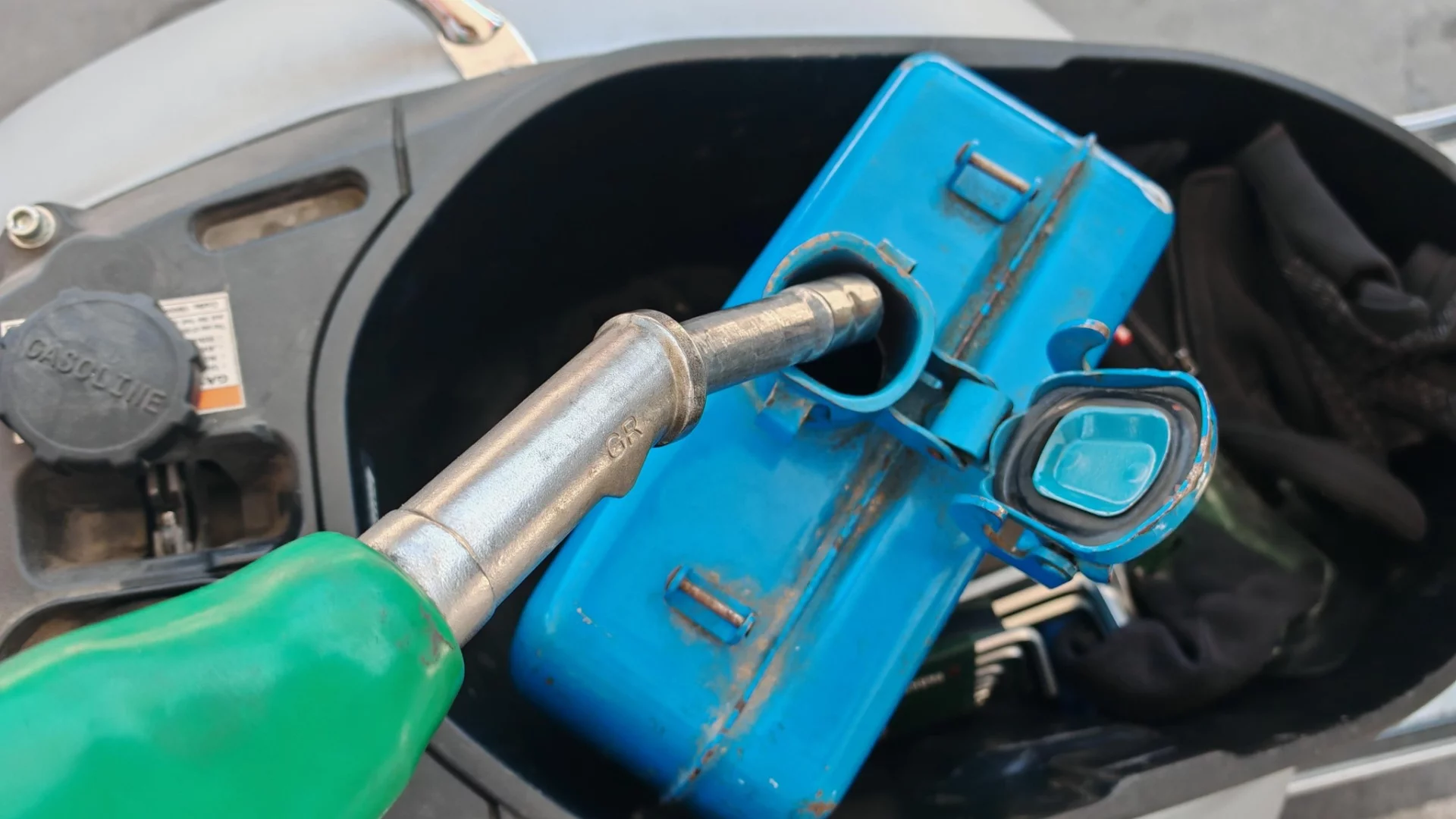 Над тон безакцизни горива иззети при акция в Русенско