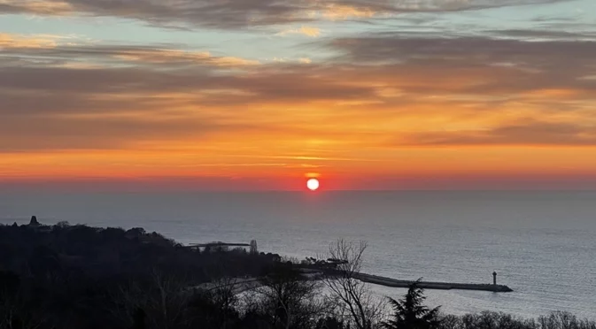 Благотворителна фото изложба помага на млада майка с ампутиран крак