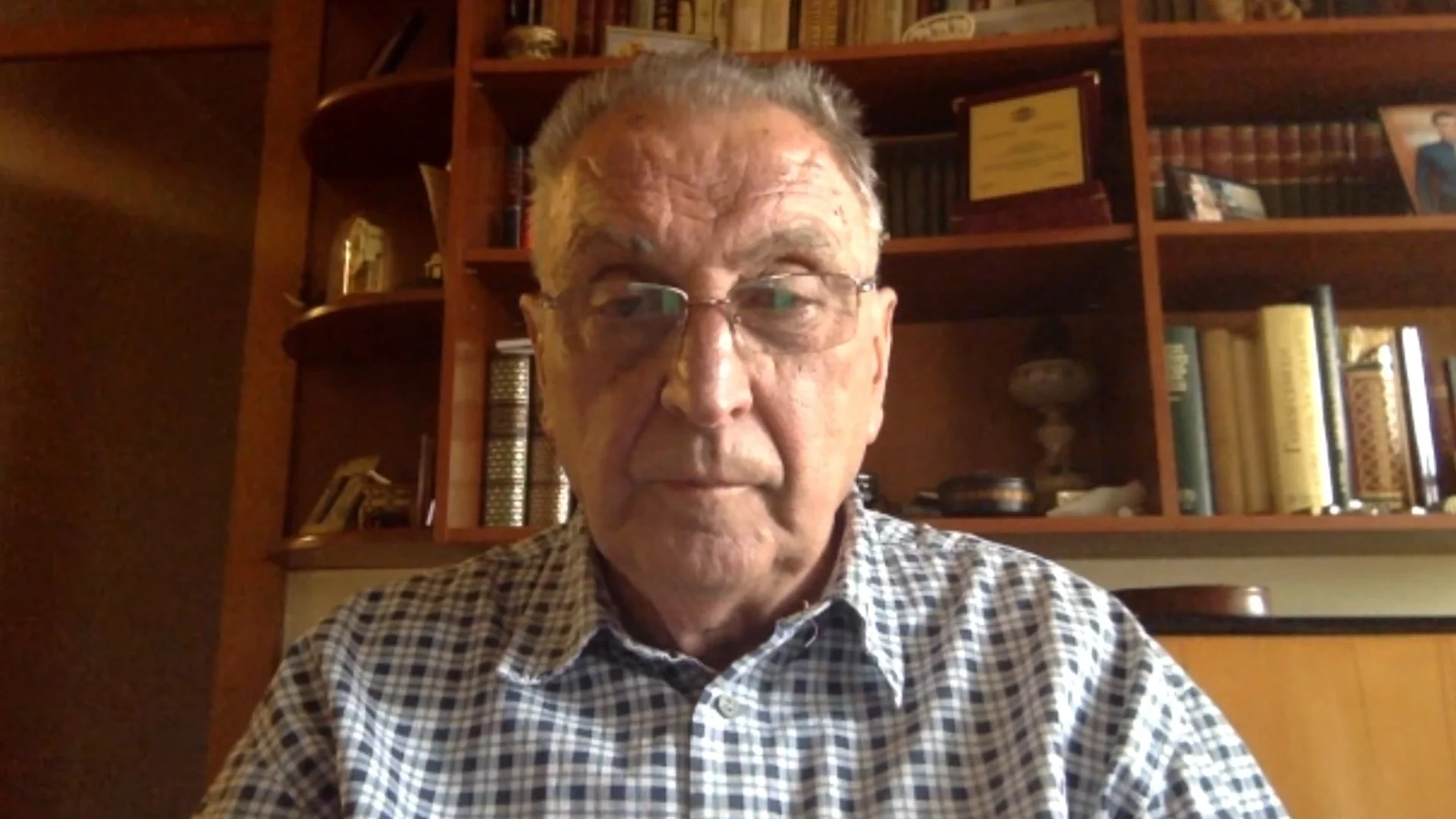 Abecedar-ът* и нашите илюзии