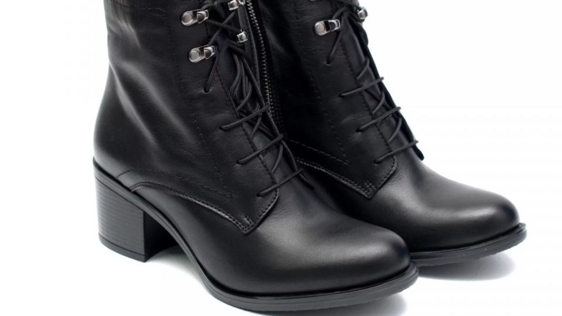 Удобство, комфорт и стил с есенно-зимни дамски боти от естествена кожа