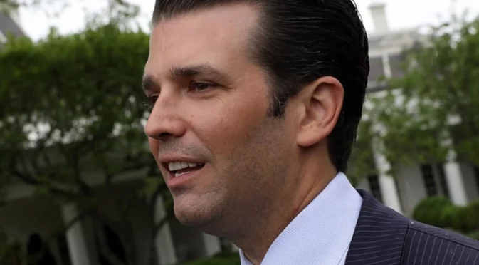 Доналд Тръмп-младши обяви годежа си: Коя е светската дама (ВИДЕО)