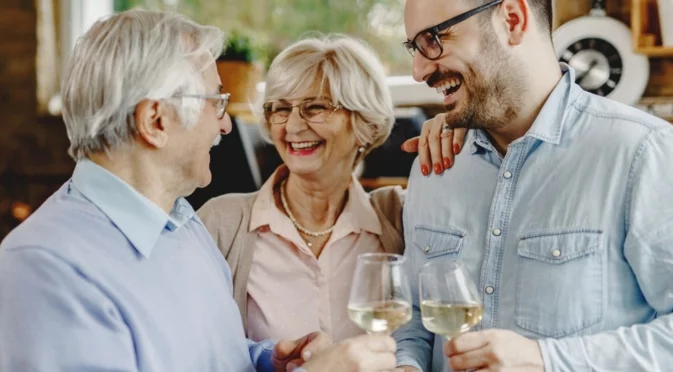 10 токсични фрази, с които възрастните родители отдалечават децата от себе си