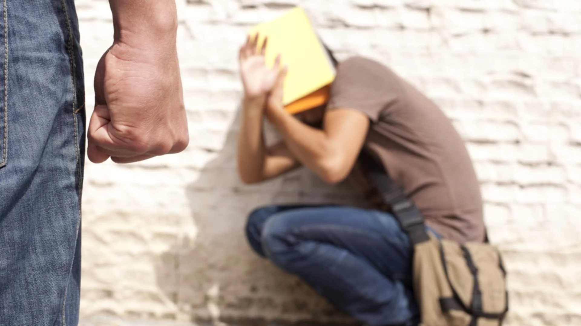 Примамвали деца през социалните мрежи: Арести в Сърбия за детска порнография