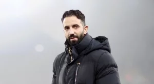 Изненада от Острова: Челси и Манчестър Юнайтед ще се борят за Сангаре