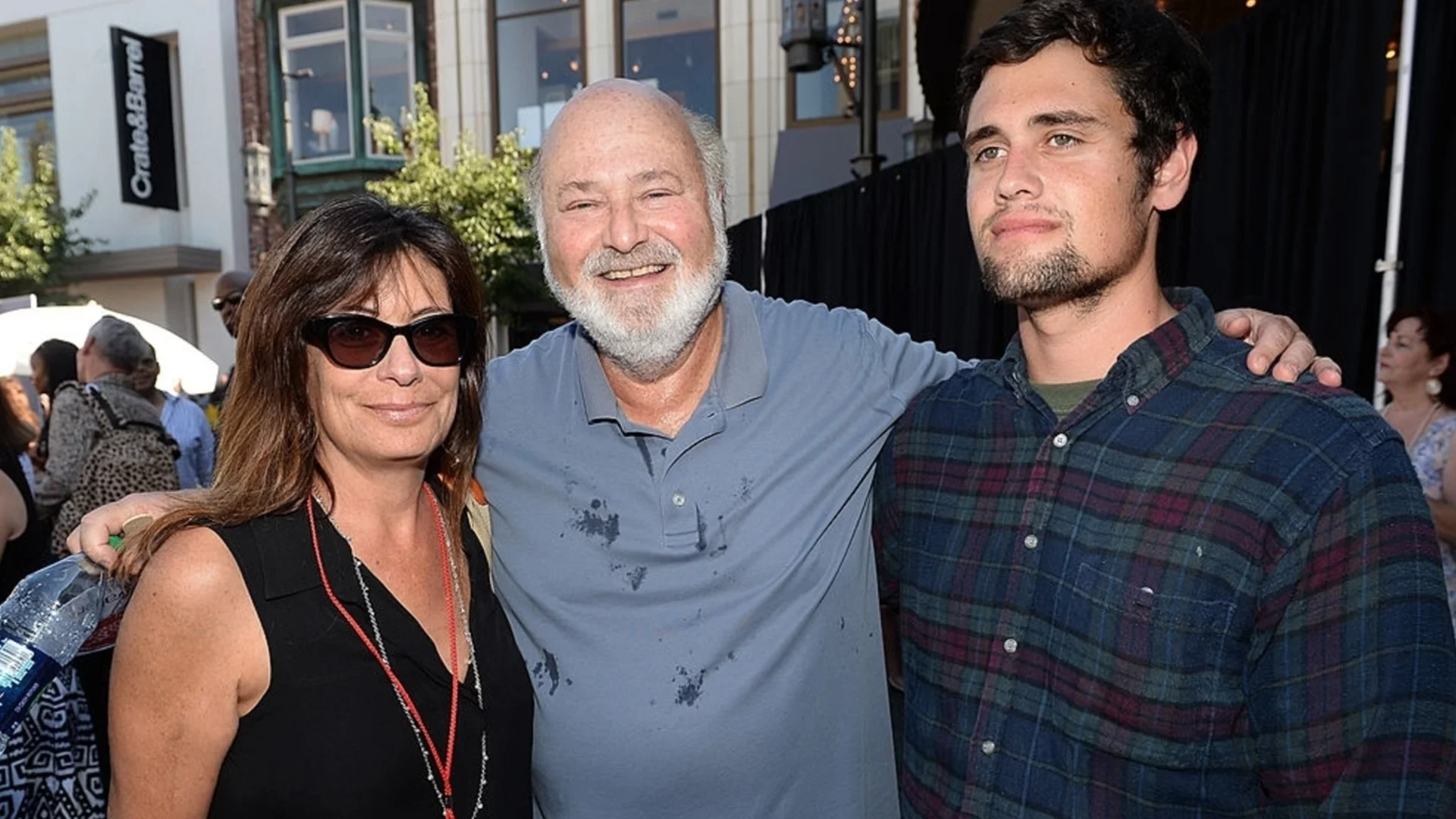 След убийството на Роб Райнер и жена му: Смъртна присъда грози сина им