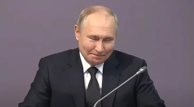 "Прасета": Путин обиди европейците. Соловьов пак се юрна да превзема Берлин (ВИДЕО)