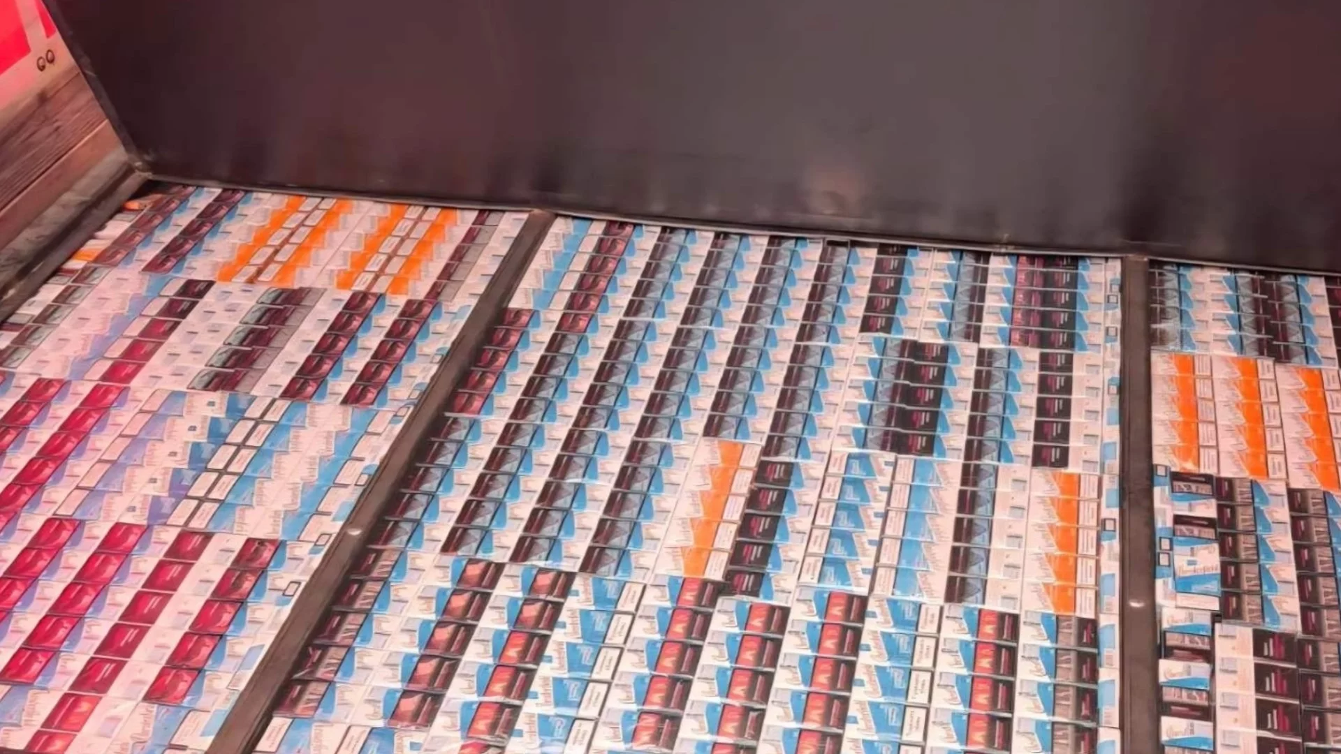 Спряха опит за контрабанда на цигари към Западна Европа