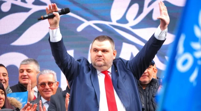 Пеевски намеси и Гьобелс в защитата на скъпата си държавна охрана