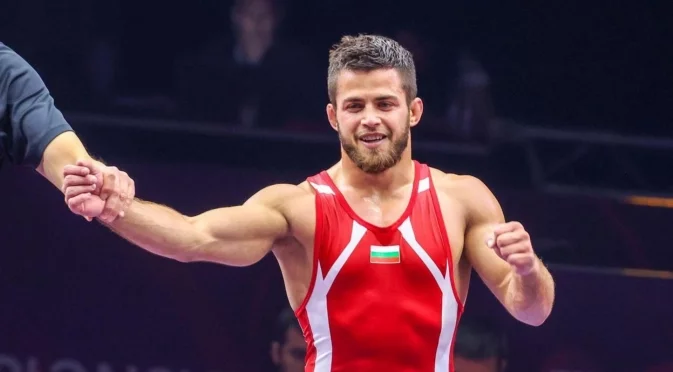 Шампион по борба на България: Дълбоко огорчен съм! Казаха без руснаци, но думите бяха погазени