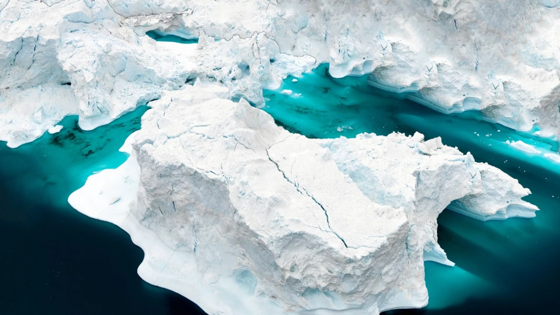 Какво се случва с "Ледника на Страшния съд": Учените бият тревога