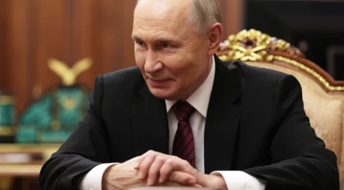 Зеленски превърна плана на Тръмп в свой филм. Но Путин отказва да го снима