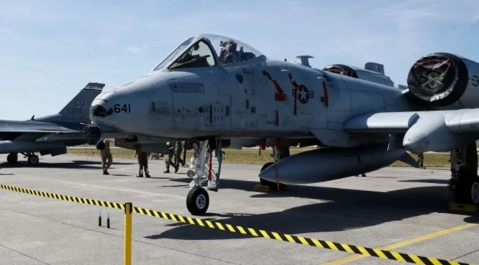 Трите нови изтребителя Ф-16 на Словакия не могат да пристигнат заради лошо време