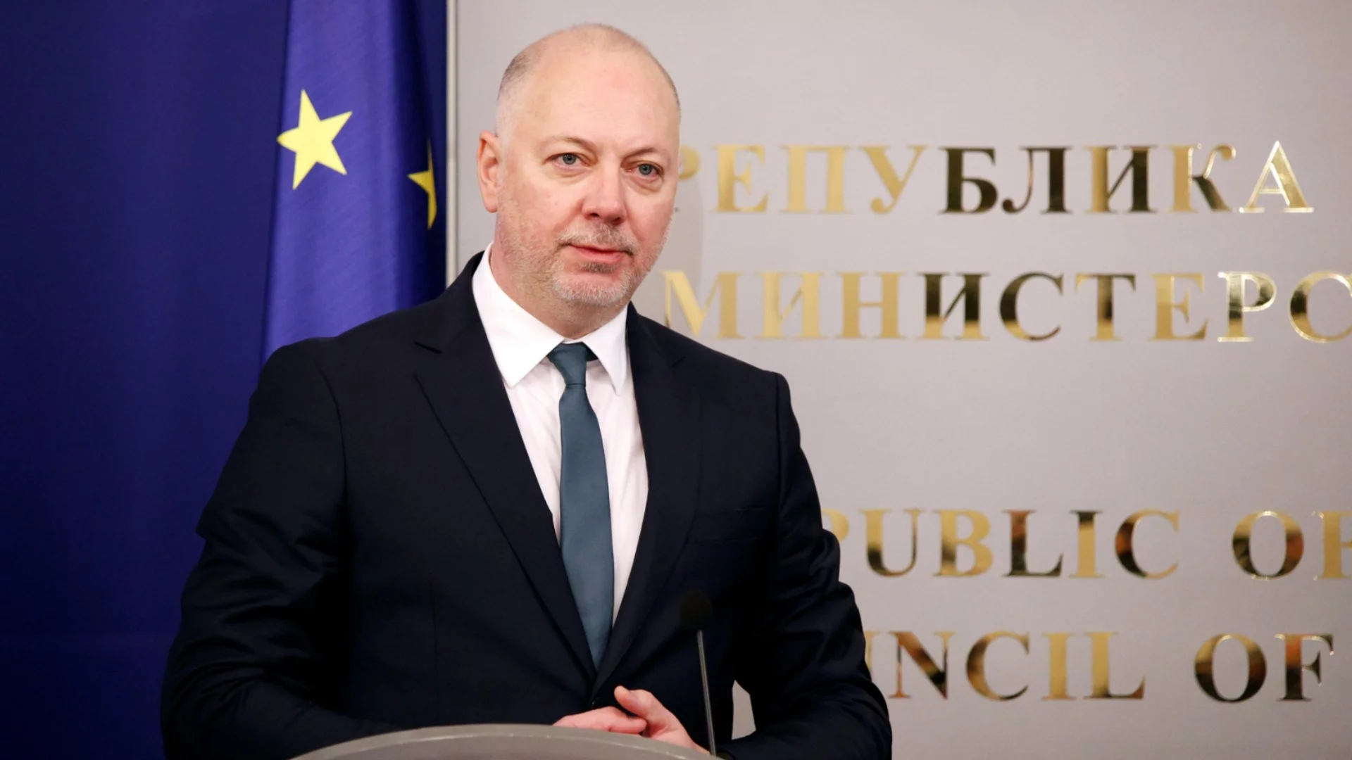 Премиерът в оставка Желязков обсъжда замразените руски активи с ЕС