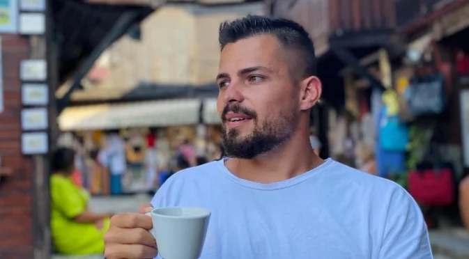 Актьорът Антоан Петров - Анди пази детето в себе си (ВИДЕО)