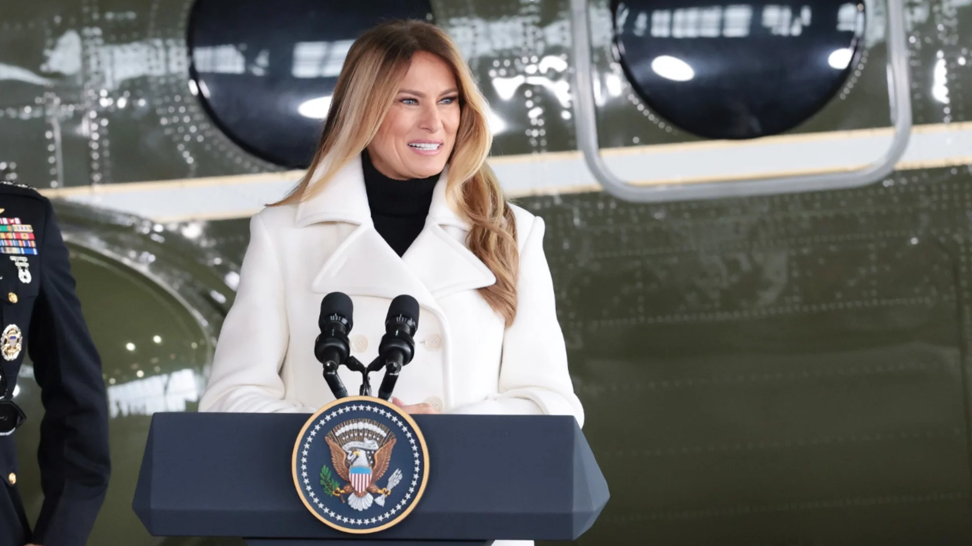 Мелания изпревари Доналд Тръмп с документалния си филм (ВИДЕО)