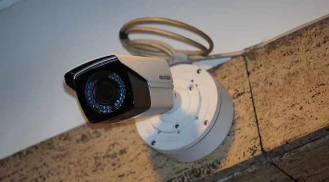 "Говорило се е и преди за камери в тоалетните": Притеснени родители и отсъстващи ученици след скандала в 138-мо училище