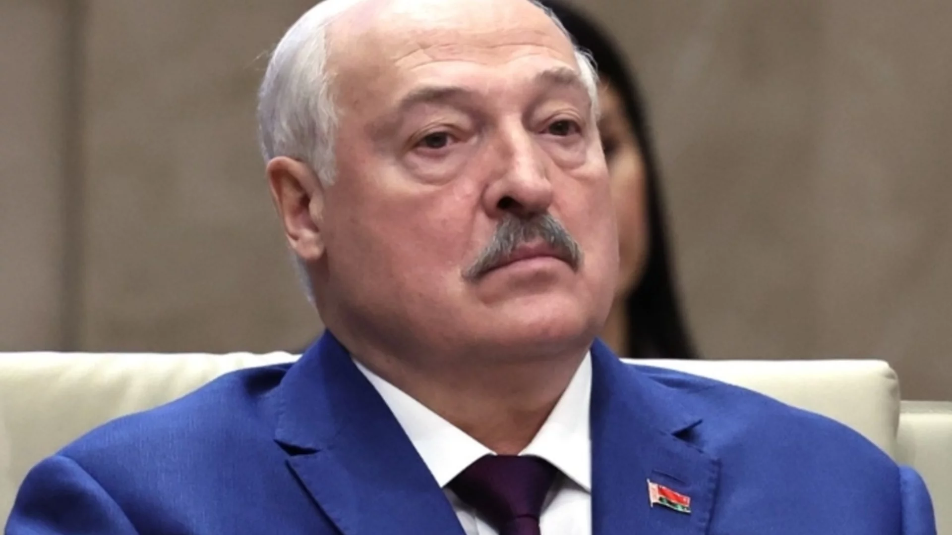 Лукашенко: "Орешник" вече е на бойно дежурство в Беларус