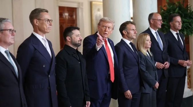 Bloomberg: "Свободният свят" се разпада отвътре 