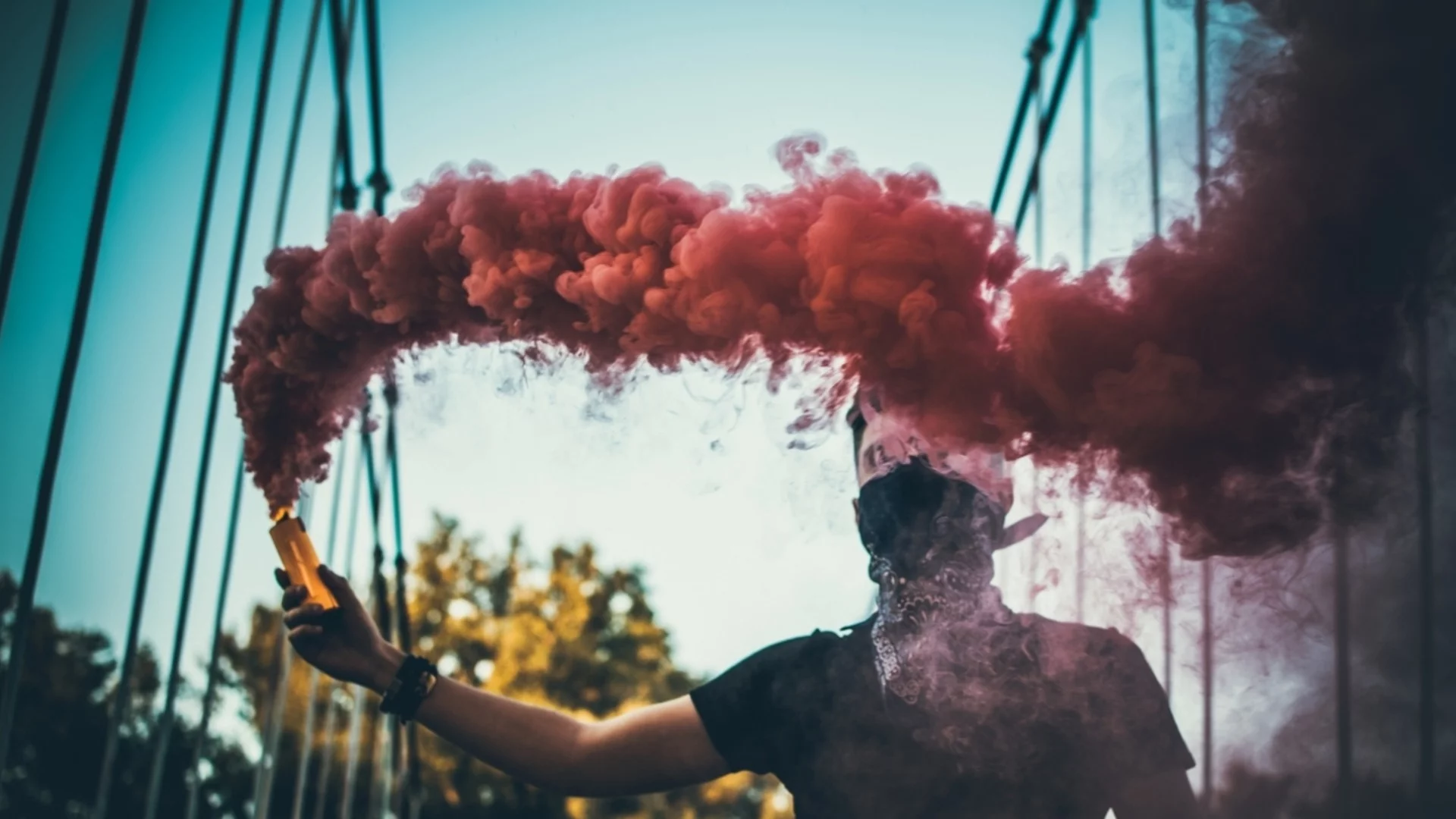 Атака в метрото на Тайпе, има ранени (ВИДЕА)