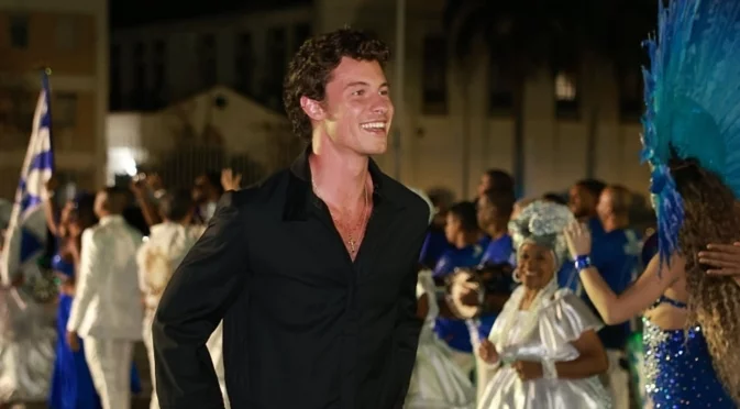 Шон Мендес и чаровна бразилска актриса на тайни срещи в Рио (СНИМКИ)