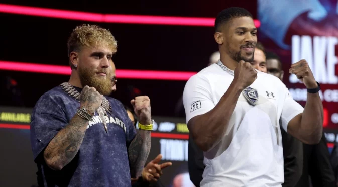 Кога и къде да гледаме боксовото зрелище Антъни Джошуа - Джейк Пол