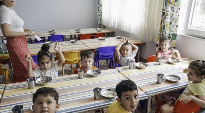 В Лозен спешно търсят сестра, иначе закриват яслата