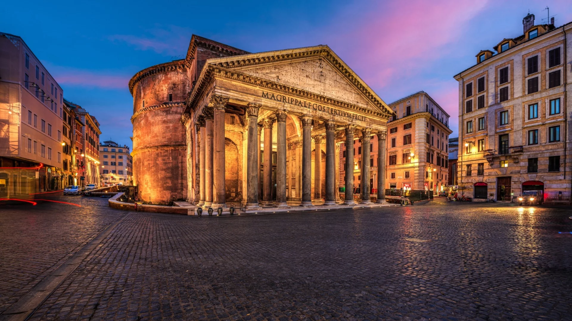 Защо в Италия носят червено бельо на Нова година