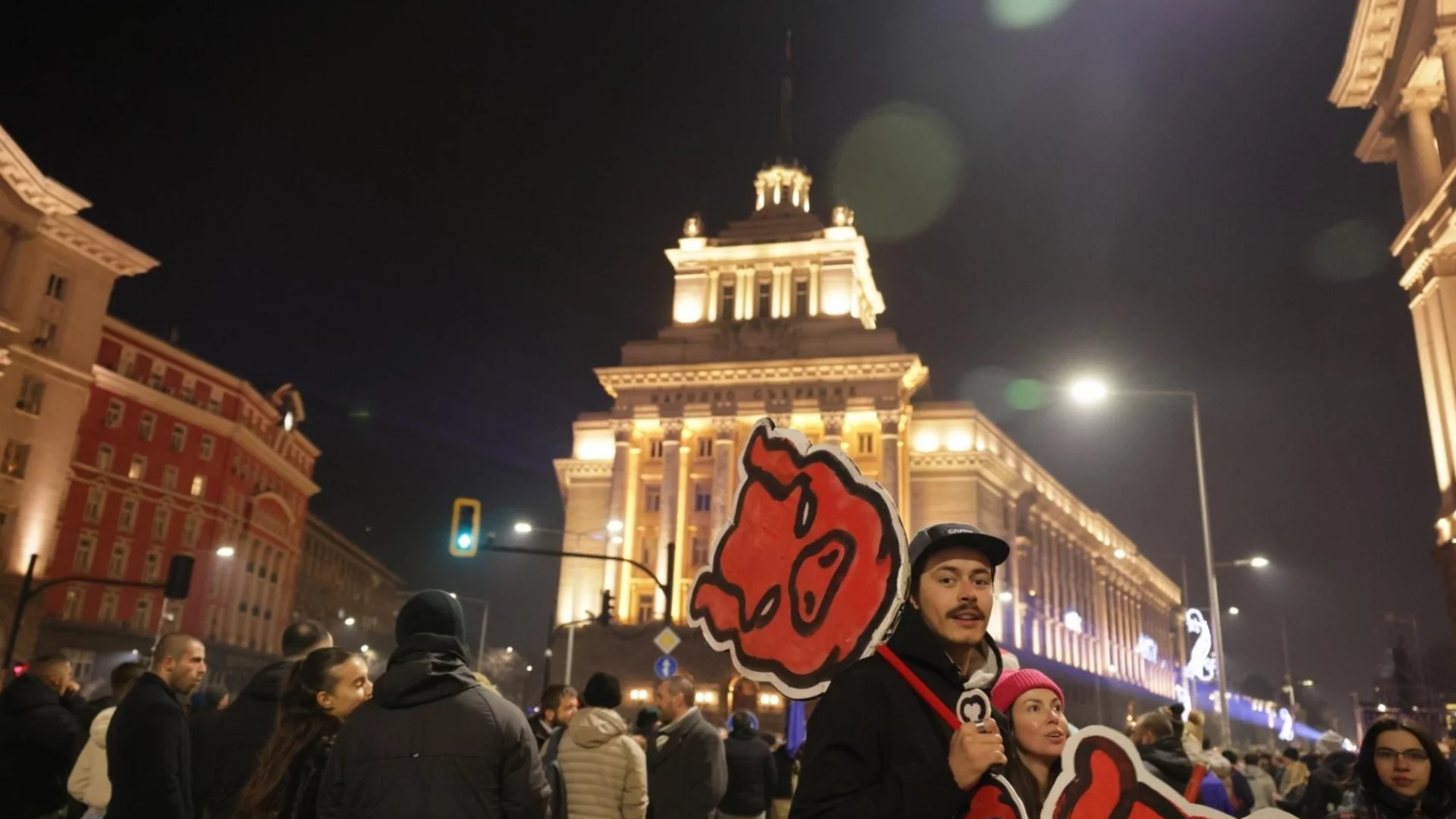 Подкупи и заплахи в нови скандални съобщения: Предлагат до 15 000 лв. на инфлуенсъри, за да мълчат