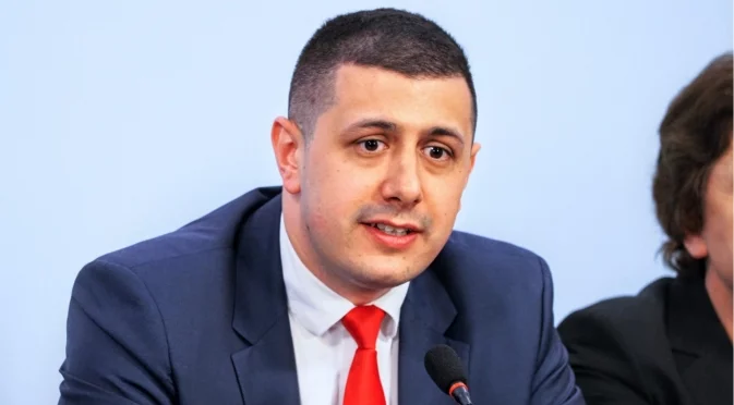 Ние влязохме в коалиция с монарха и коалицията не беше лесна