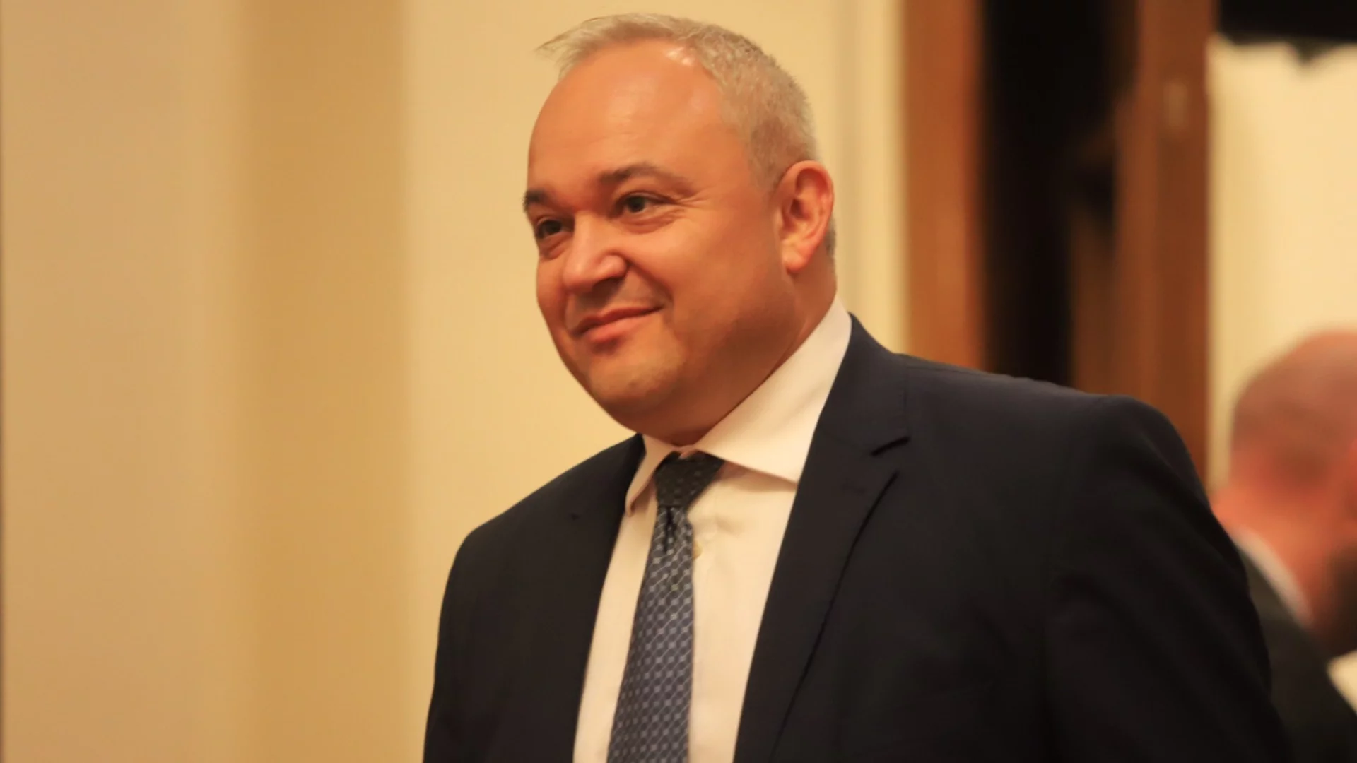 „Хората очакват Радев да оглави партия“: Демерджиев за политическите амбиции на президента