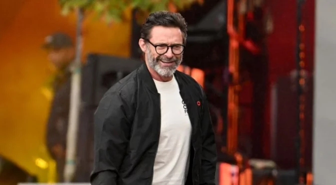 Напълно преобразен: Хю Джакман е неузнаваем в ролята на Робин Худ (СНИМКИ)