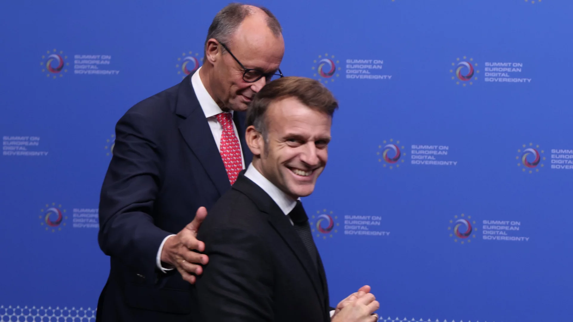 Руските активи в Европа за Украйна: Макрон предаде Мерц, твърди Financial Times