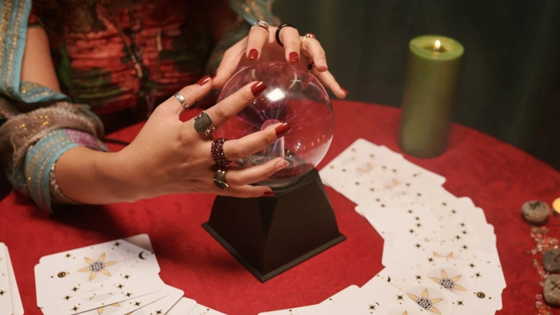 Седмичен ТАРО хороскоп за всяка зодия, 22-28 декември 2025