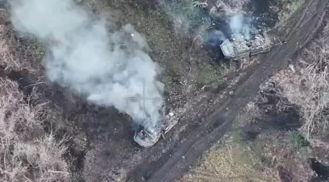 Погром: "Азов" спря с гръм, трясък и много взривове руска атака с танкове и БТР-и (ВИДЕО)