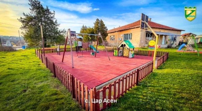 Още 4 детски площадки са готови в Община Пазарджик