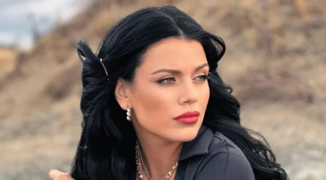 Винаги съм била аутсайдер: Ралица Паскалева за болката, която я е направила силна