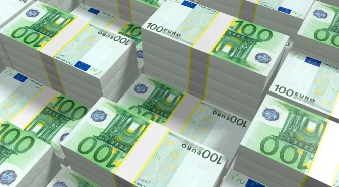 С „евраци по стотаци“ ще започне новата година за 4 зодии