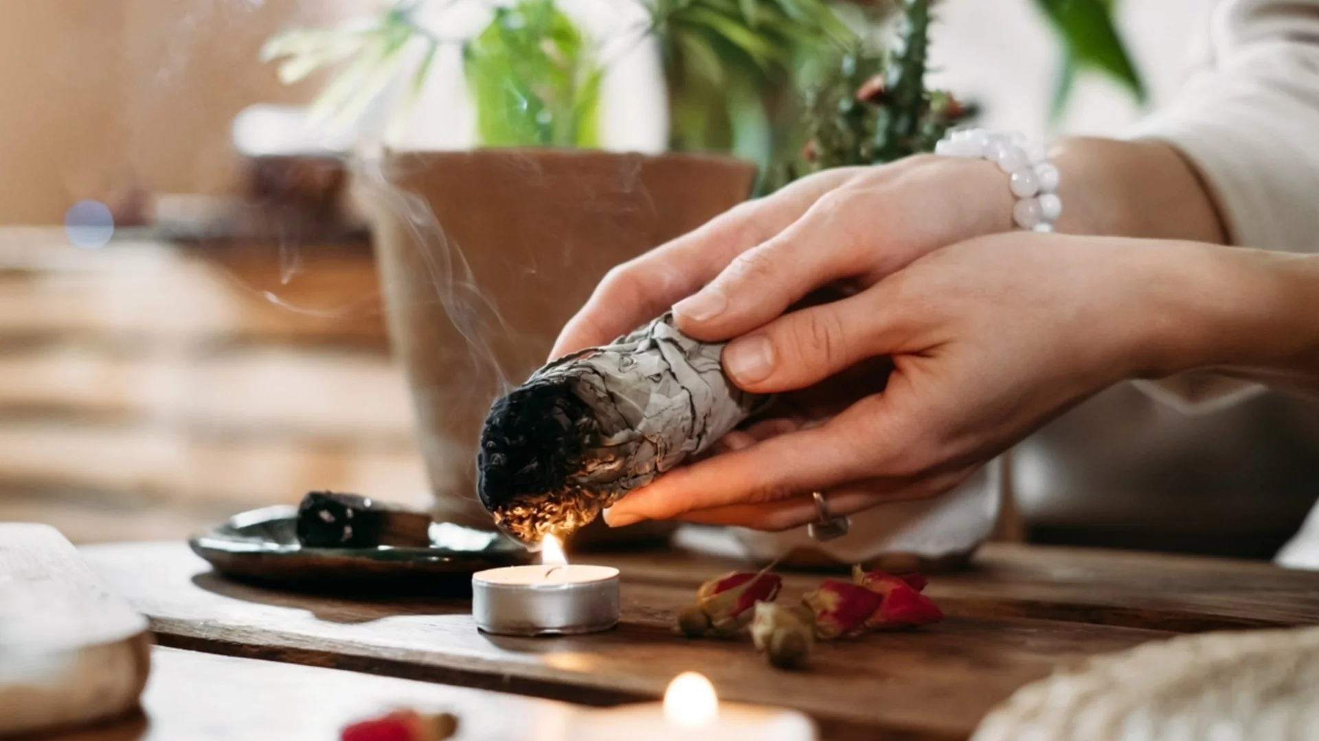 Новогодишен ритуал за прогонване на негативната енергия