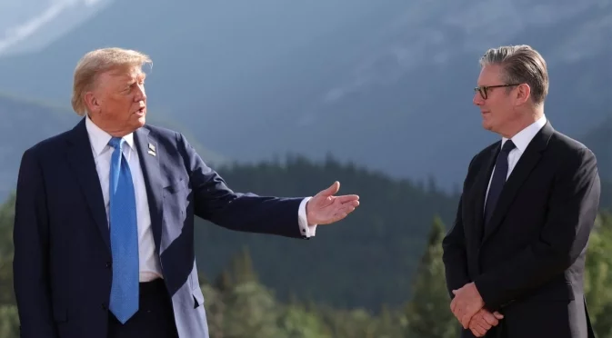 Стармър и Тръмп обсъдиха пътя към справедлив и траен мир в Украйна