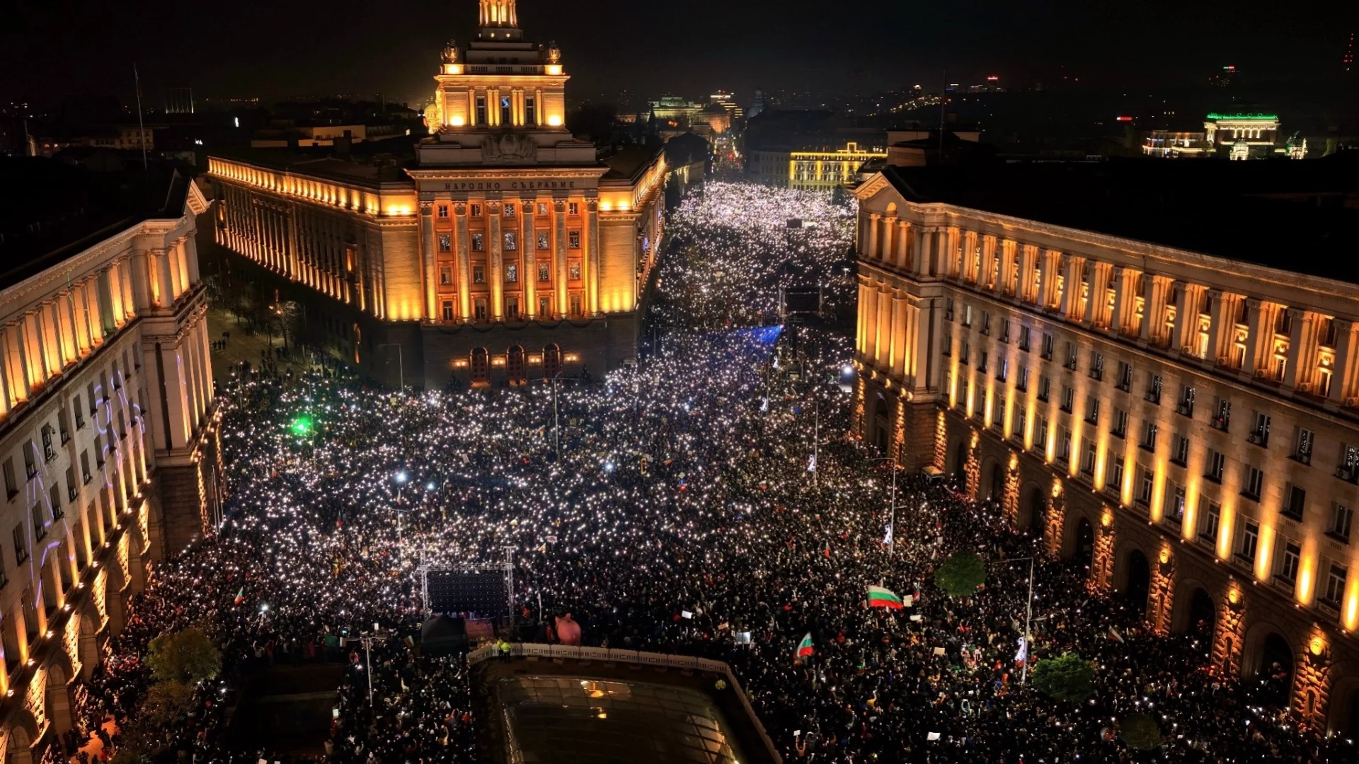 Събуди ли се България? Бюджетът, протестите и падането на кабинета "Желязков"