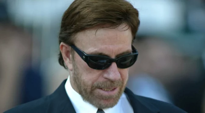 Чък Норис скърби: Почина много важен за него човек