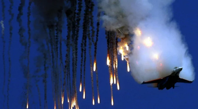 Два руски изтребителя станаха фойерверки за Нова година, дронове спряха руски щурм на магарета (ВИДЕО)