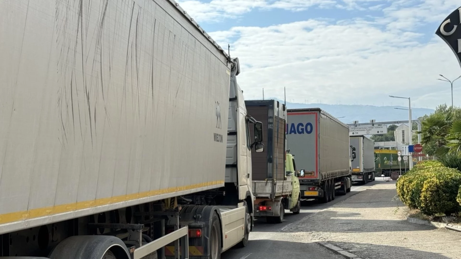 Гръцките фермери пак затвориха за камиони “Кулата- Промахон“