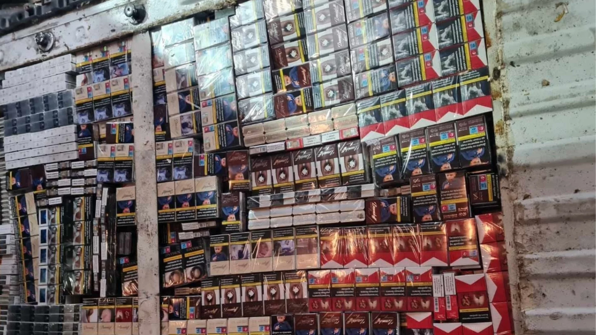 Унищожена контрабанда: Над 14 млн. цигари и половин тон тютюн